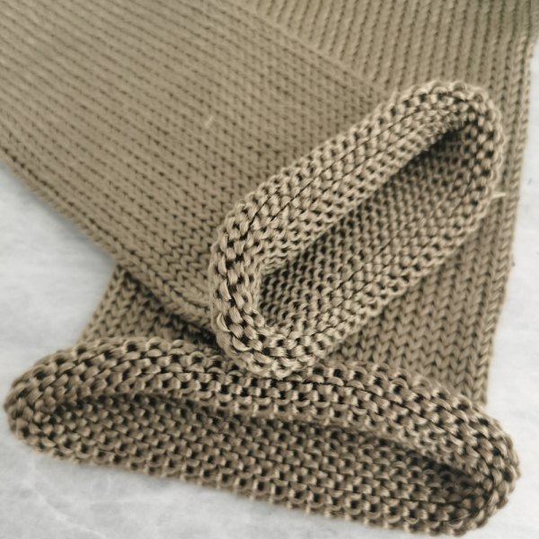 断熱のためにチタン排気スリーブを使用するのはなぜですか?